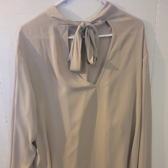 Torrid Tan long sleeve blouse with tie - Picture 1 of 5